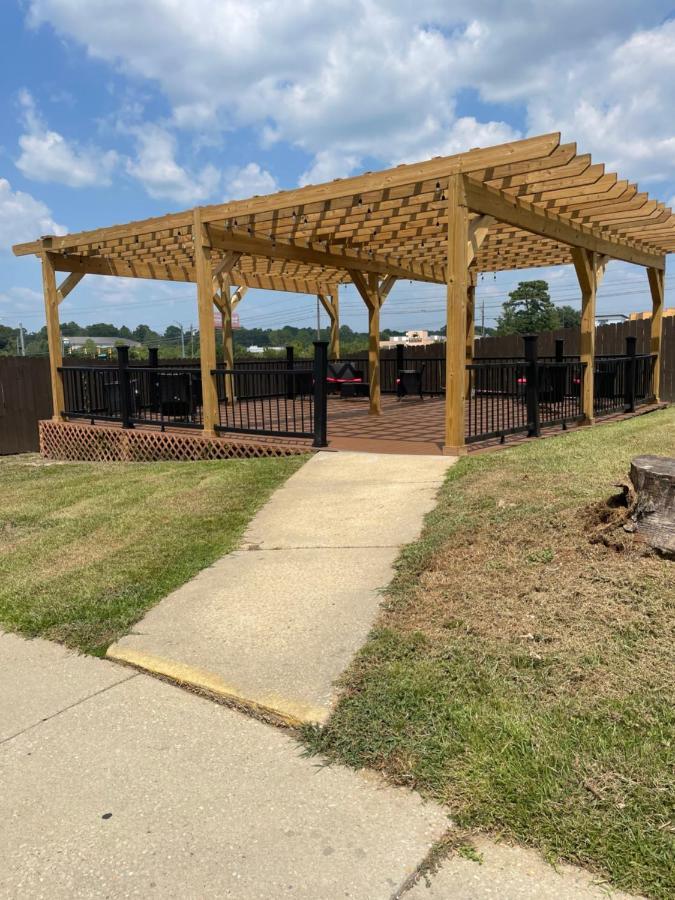 Ramada By Wyndham Studio Suites Dothan Exterior foto